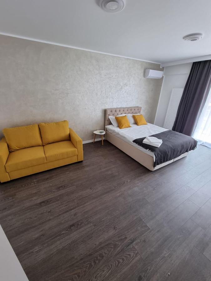 Apartamente Azra Navodari Luaran gambar