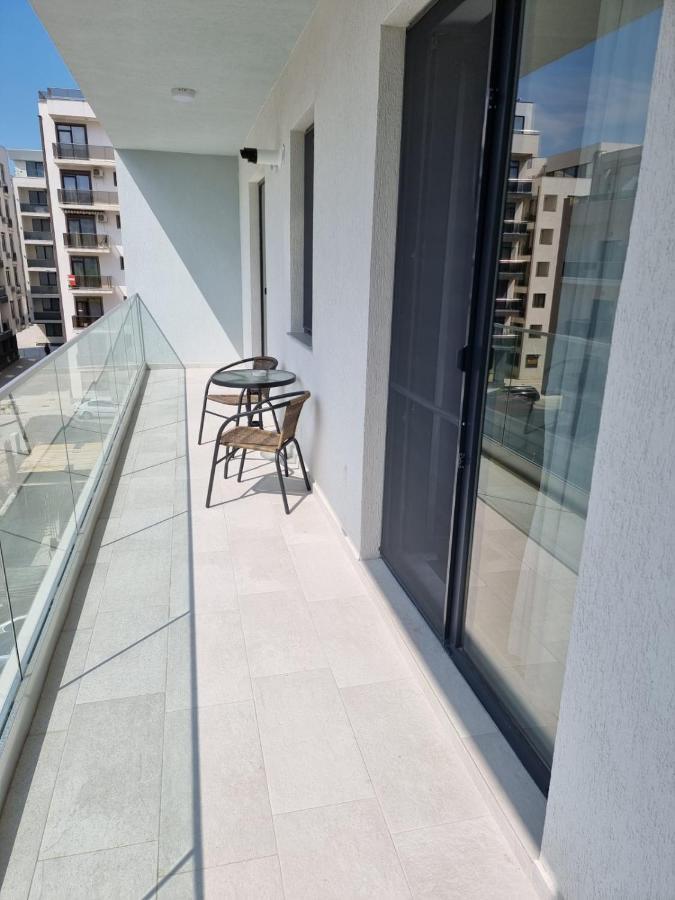 Apartamente Azra Navodari Luaran gambar
