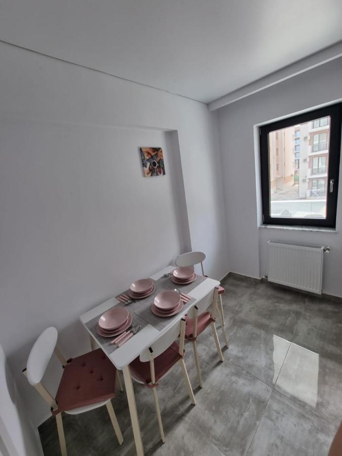 Apartamente Azra Navodari Luaran gambar